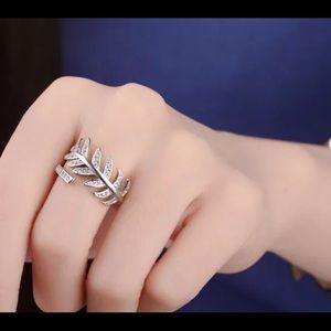 925 Sterling Silver Feather adjustable ring